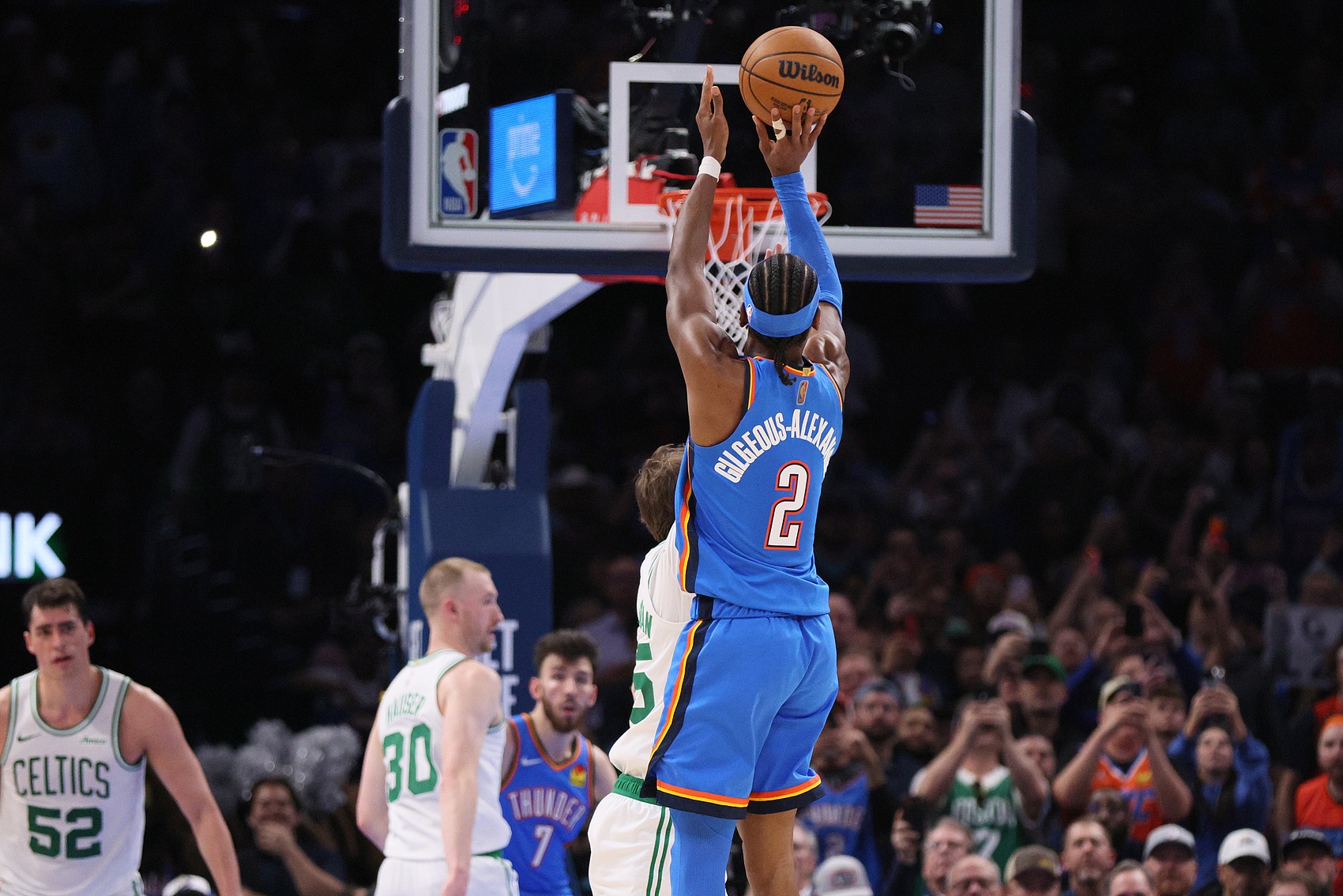 必一运动-NBA彩经:二番战火箭复仇湖人 绿军主场小胜勇士 快船擒下鹈鹕