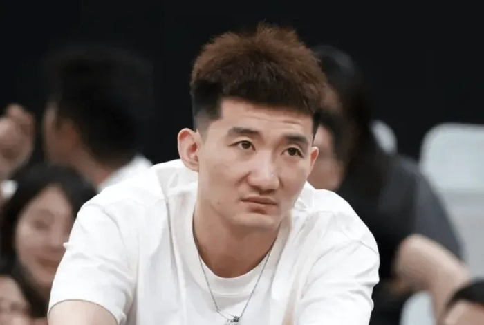广厦G3半场碾压山西!三外齐爆,孙铭徽效果拉满,山西攻守拉胯|浙江广厦|命中率|数据|胡金秋|布朗_新浪体育_新浪新闻